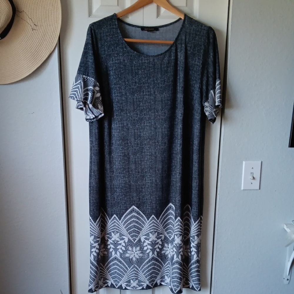 Chic Black and White Patterned Dress